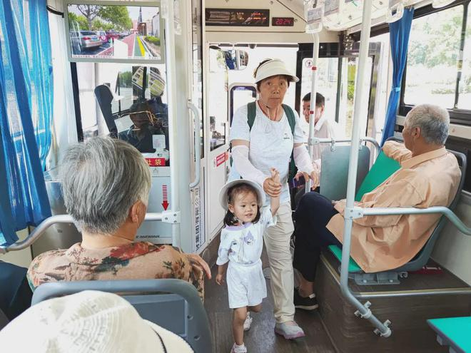 齊河：“掐點”乘車，告別等車焦慮(圖1)
